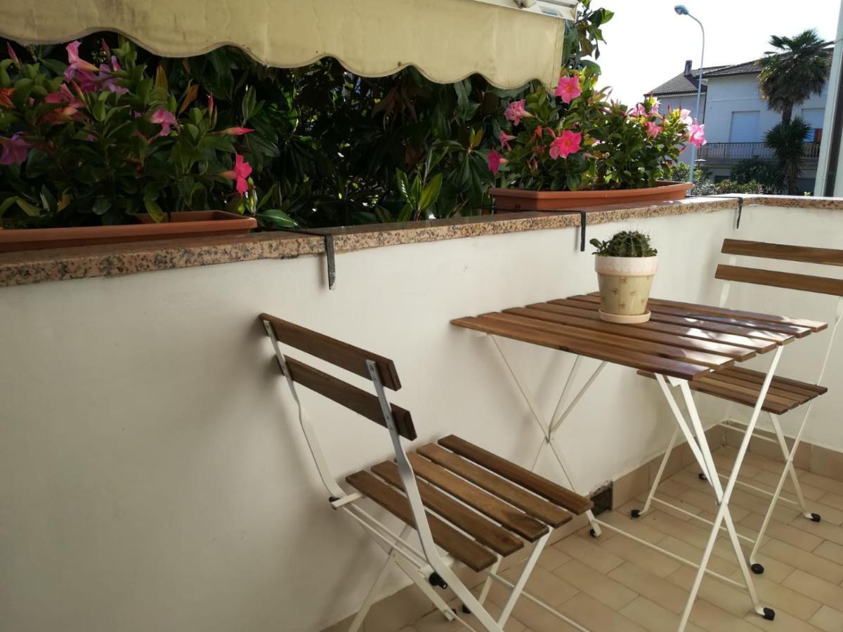 A Casa Di Tati Bed & Breakfast Civitanova Marche Bagian luar foto