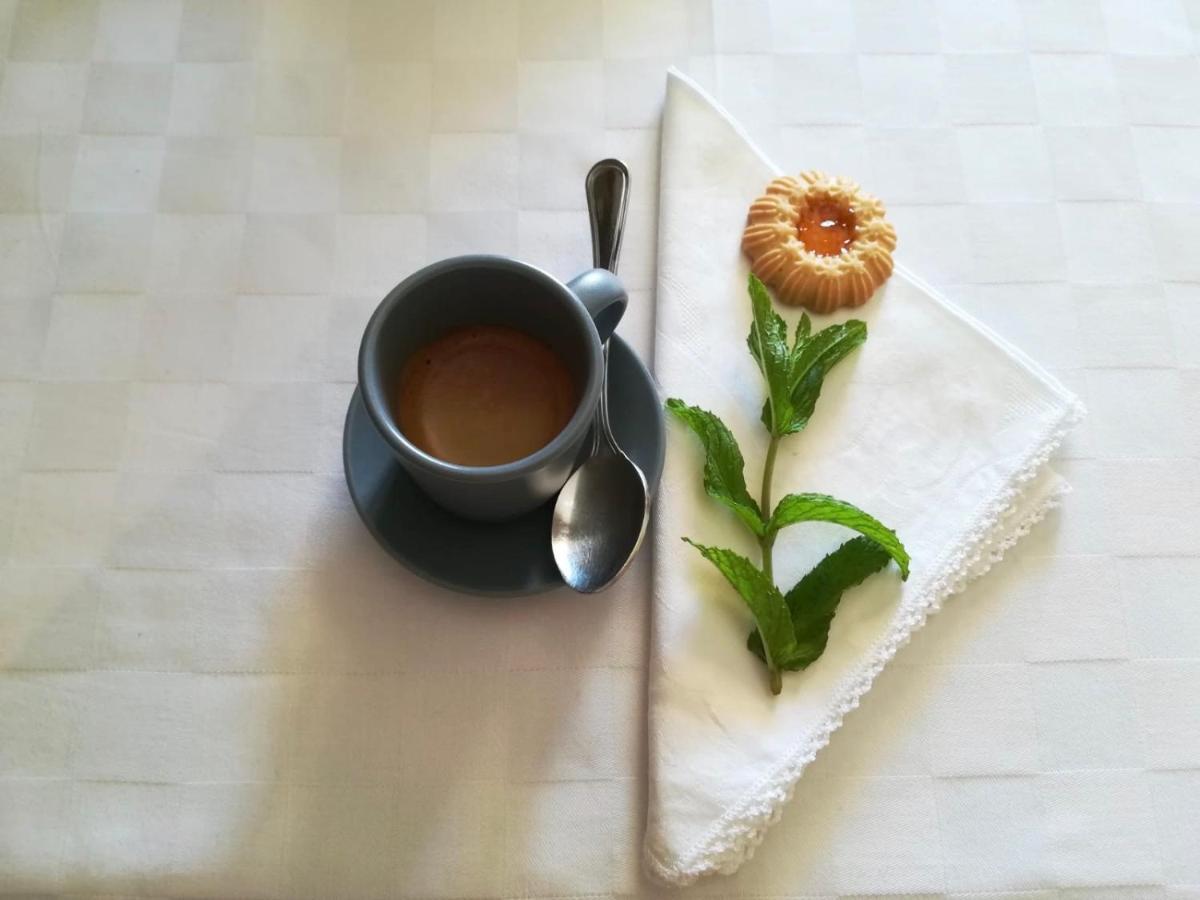 A Casa Di Tati Bed & Breakfast Civitanova Marche Bagian luar foto