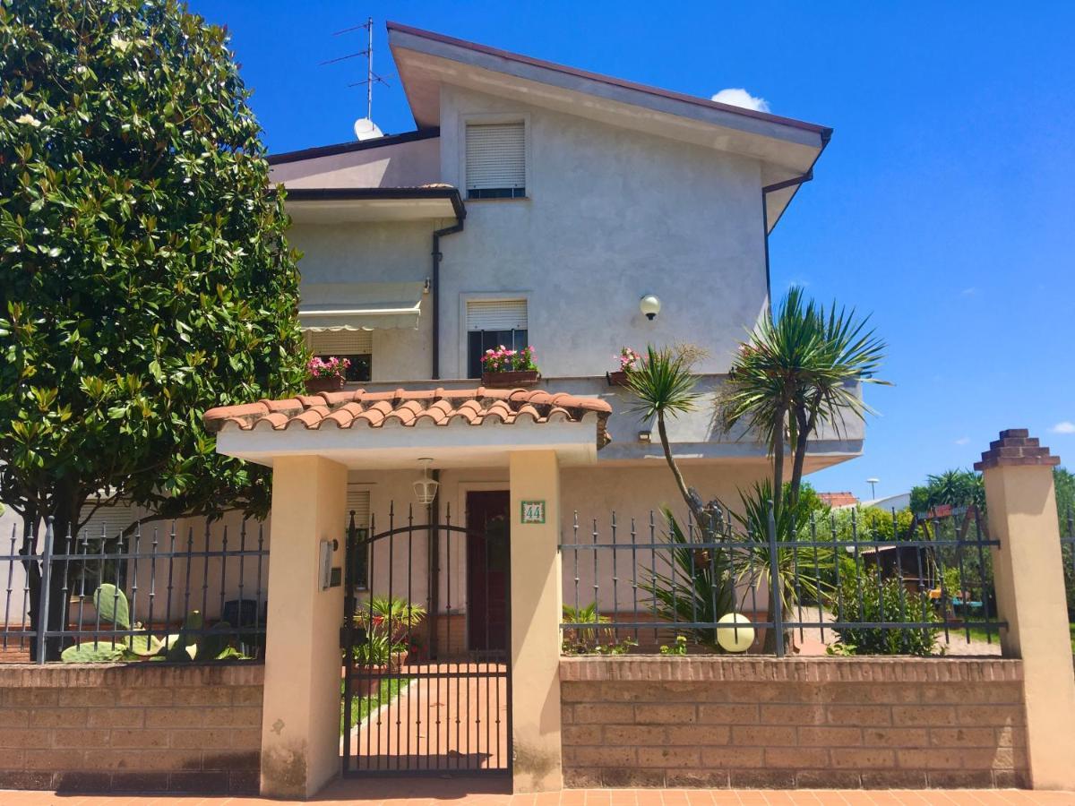 A Casa Di Tati Bed & Breakfast Civitanova Marche Bagian luar foto