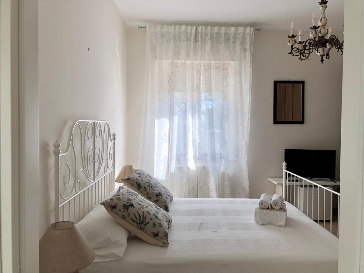 A Casa Di Tati Bed & Breakfast Civitanova Marche Bagian luar foto